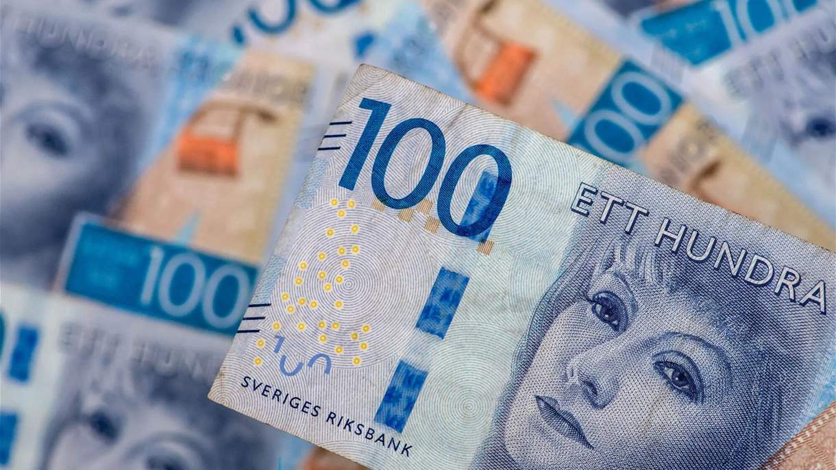 دولة أوروبية تدرس التخلي عن عملتها 