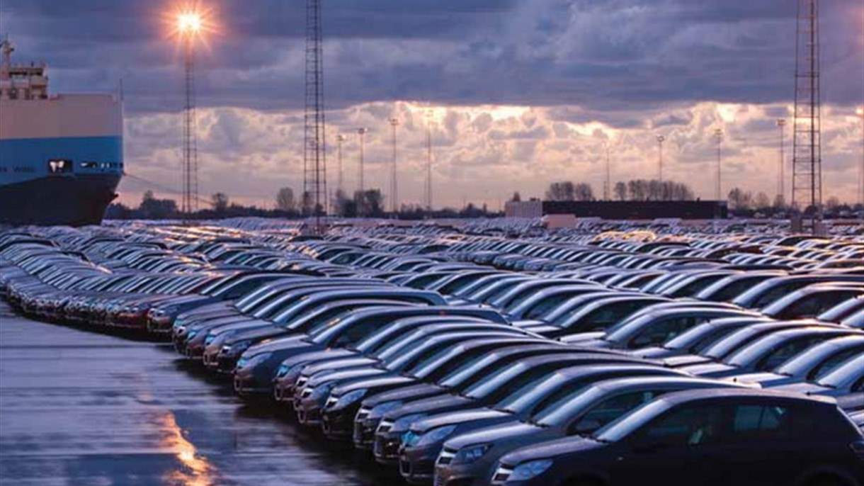 بين كانونين.. كيف تغيرت حركة تسجيل السيارات الجديدة في لبنان؟