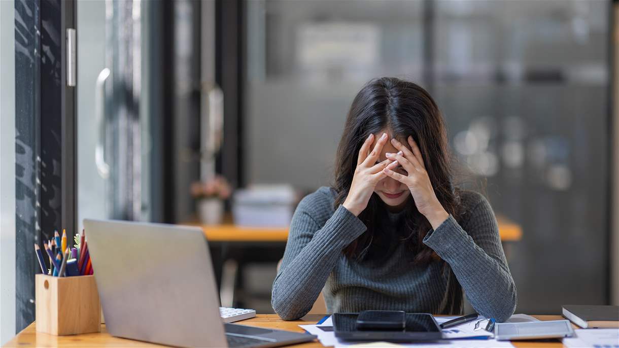 هكذا تصنعون تعاستكم بأنفسكم في مكان العمل 