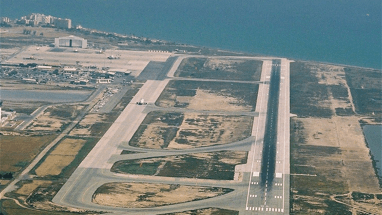 جسمٌ مشبوه من لبنان.. قبرص تغلق مجالها الجوي