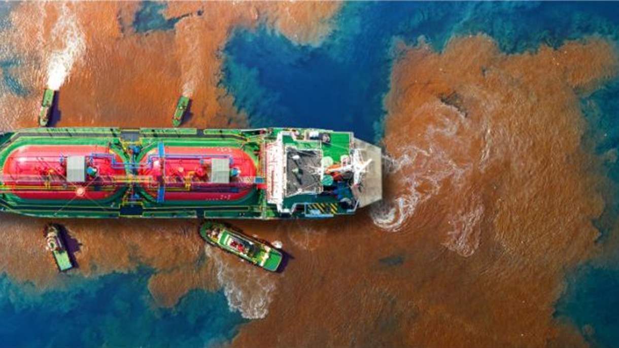 برنت يتداول فوق 91 دولاراً والخام الأميركي يقفز 10%