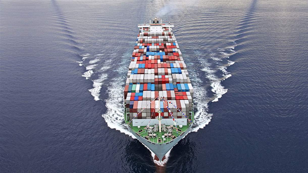 سفن بسرعات مستحيلة.. ما الذي يحصل في مضيق هرمز؟