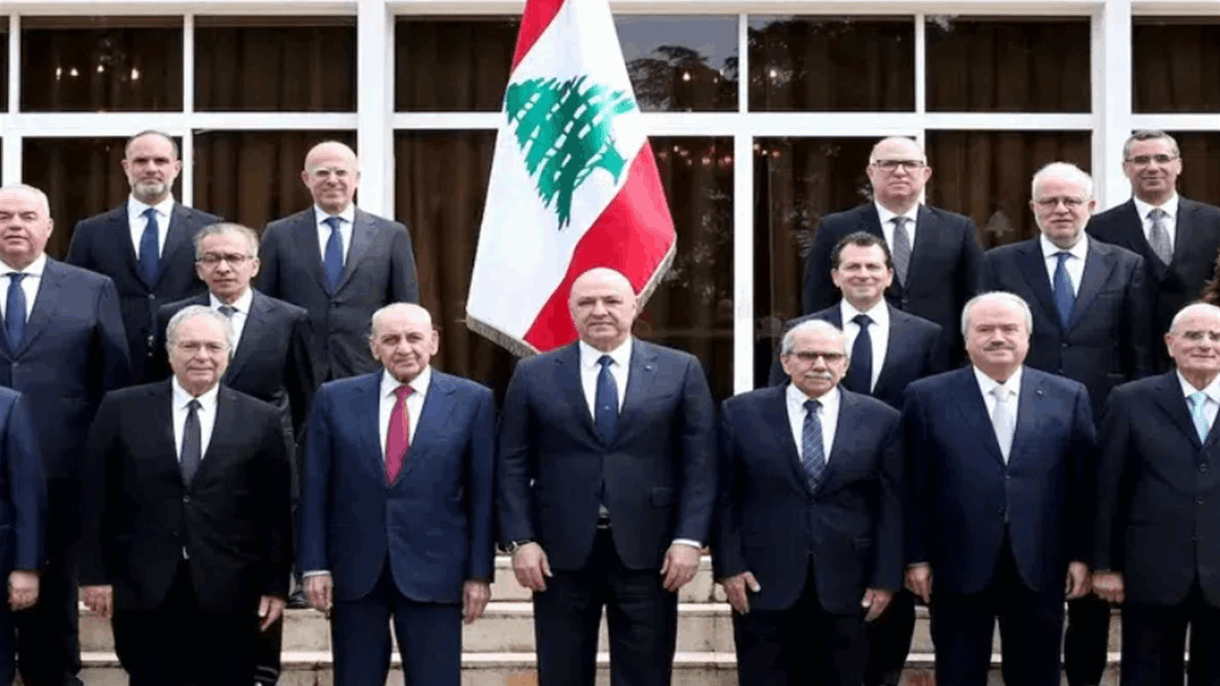 هل تُعتبر حكومة سلام مستقيلة عند بدء الولاية الممدة لمجلس النواب؟