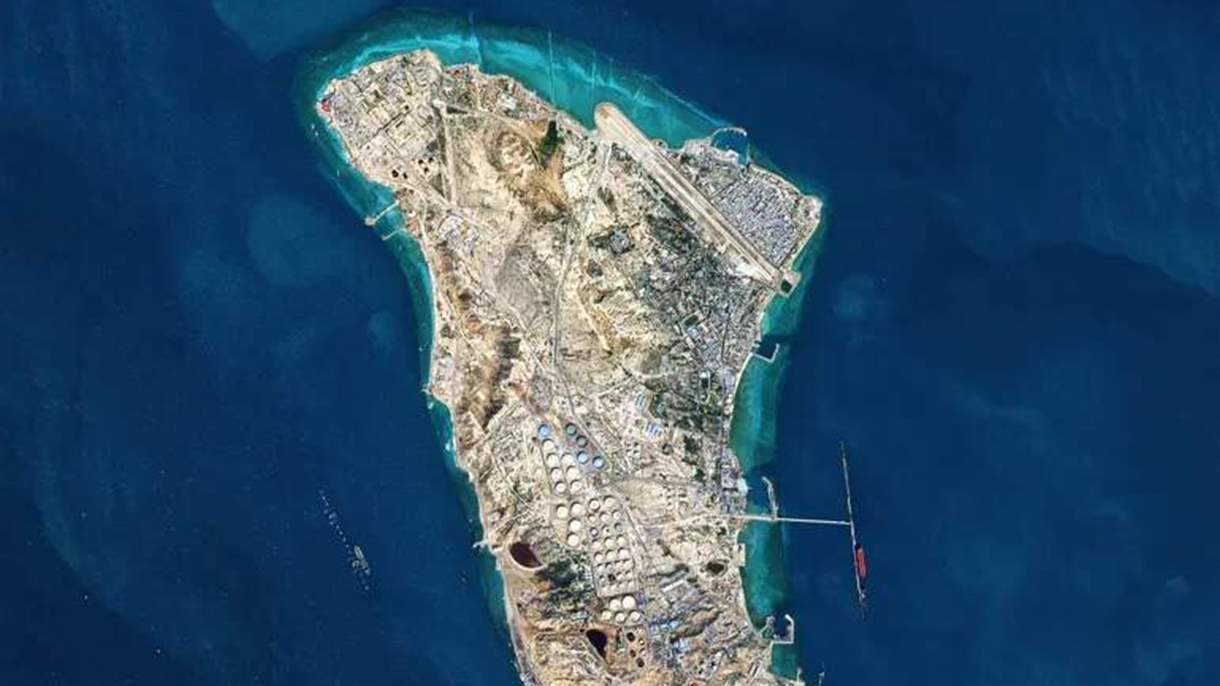 كنز استراتيجي.. لماذا تعد جزيرة "خرج" الهدف الأغلى في إيران؟