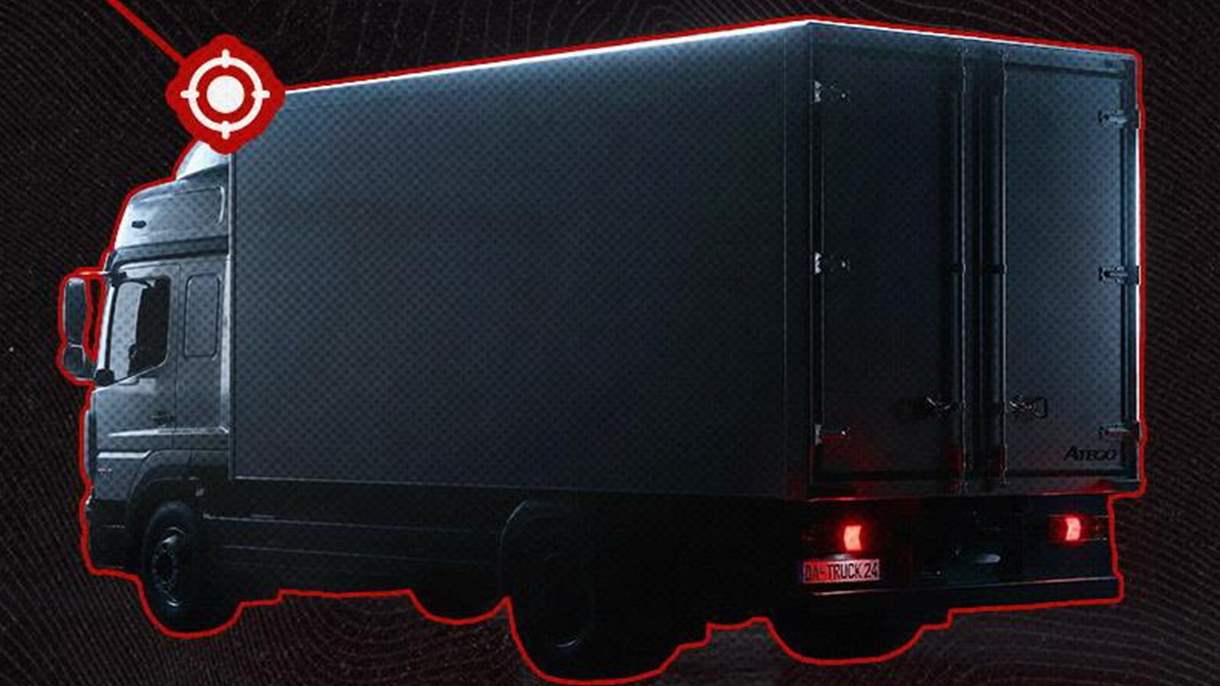 إسرائيل تُحذر اللبنانيين من الشاحنات!