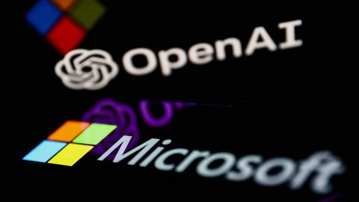 طلاق مُحتمل يضغط على مايكروسوفت.. خسارة بمليارات الدولارات