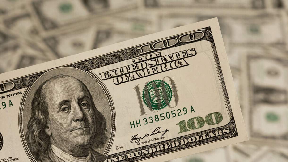 الدولار يعود للارتفاع
