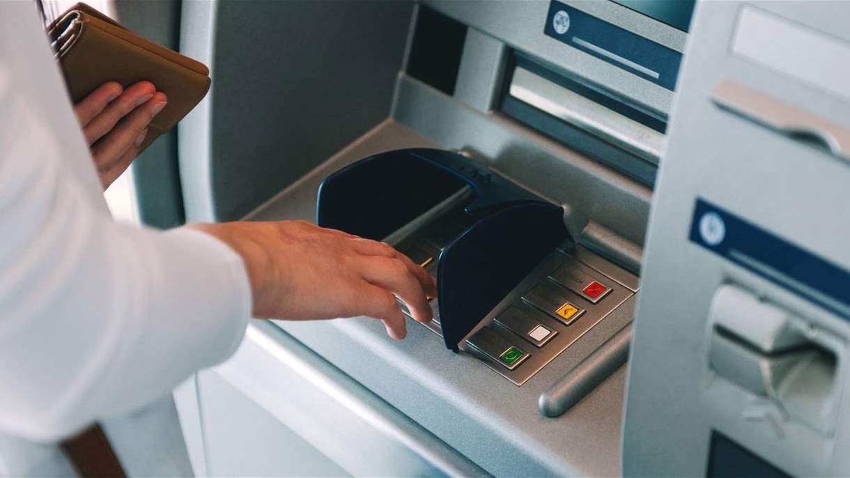 بالأرقام.. في أي منطقة لبنانية تتركز أغلب أجهزة الـ ATM؟