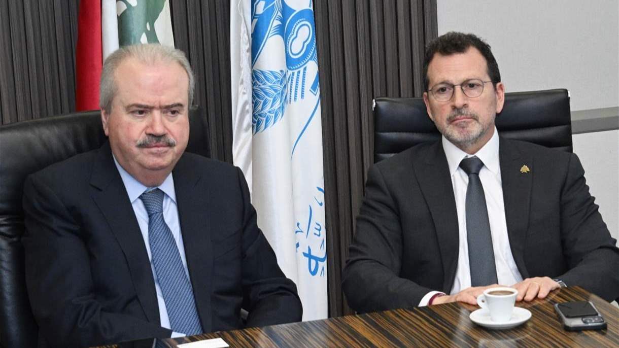 من الهاتف إلى الخزينة.. هل ينجح لبنان باطلاق الجباية الالكترونية؟