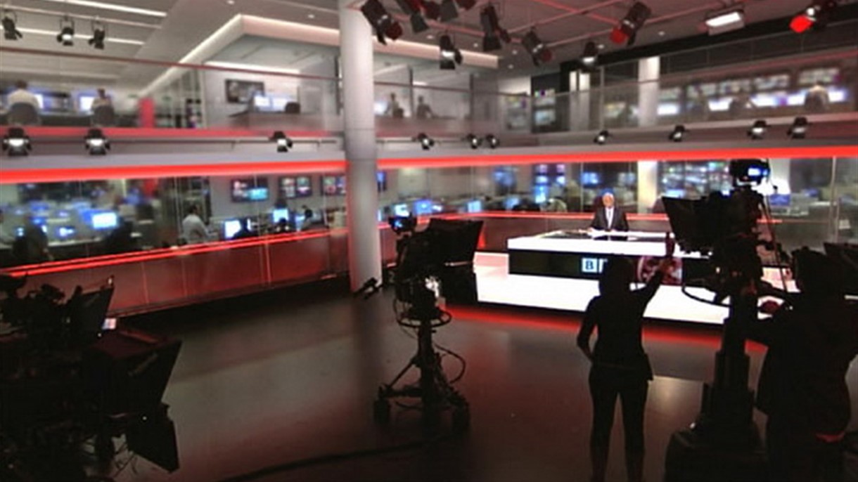 موظفون أم ضيوف.. يسرقون حمامات قناة تلفزيونية