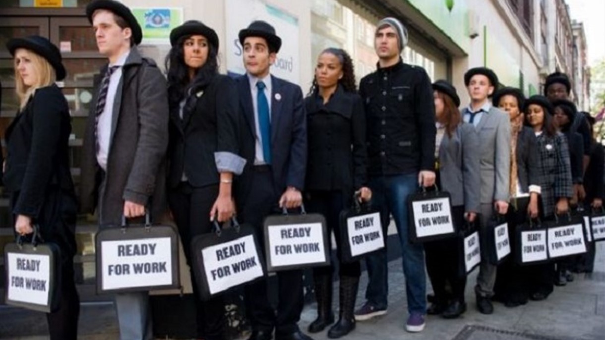 فرنسا تنهي عام 2014 بمستوى بطالة قياسي