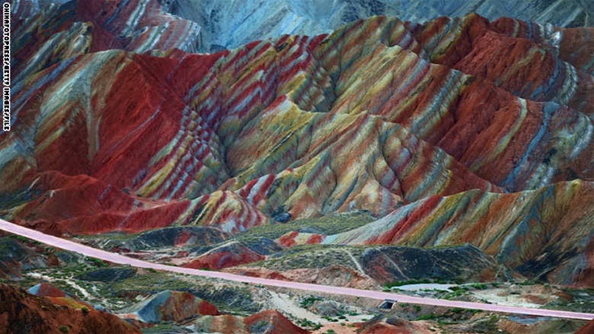 هل سمعتم بتلك المواقع الطبيعية التي منحتها الالوان شهرةً ؟