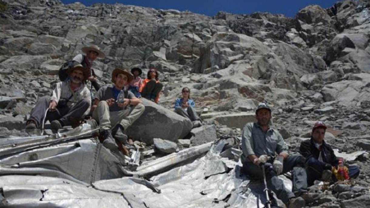 العثور على ضحايا طائرة بعد 50 سنة من تحطمها