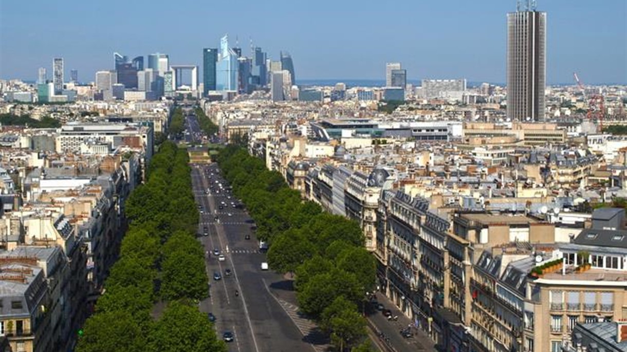 فرنسا ستخفض الضرائب لدعم الاستثمار