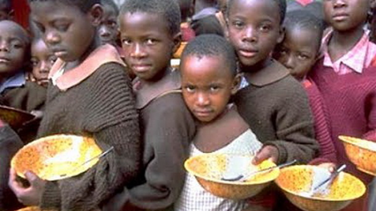 جائع بين كل تسعة في العالم يشبع