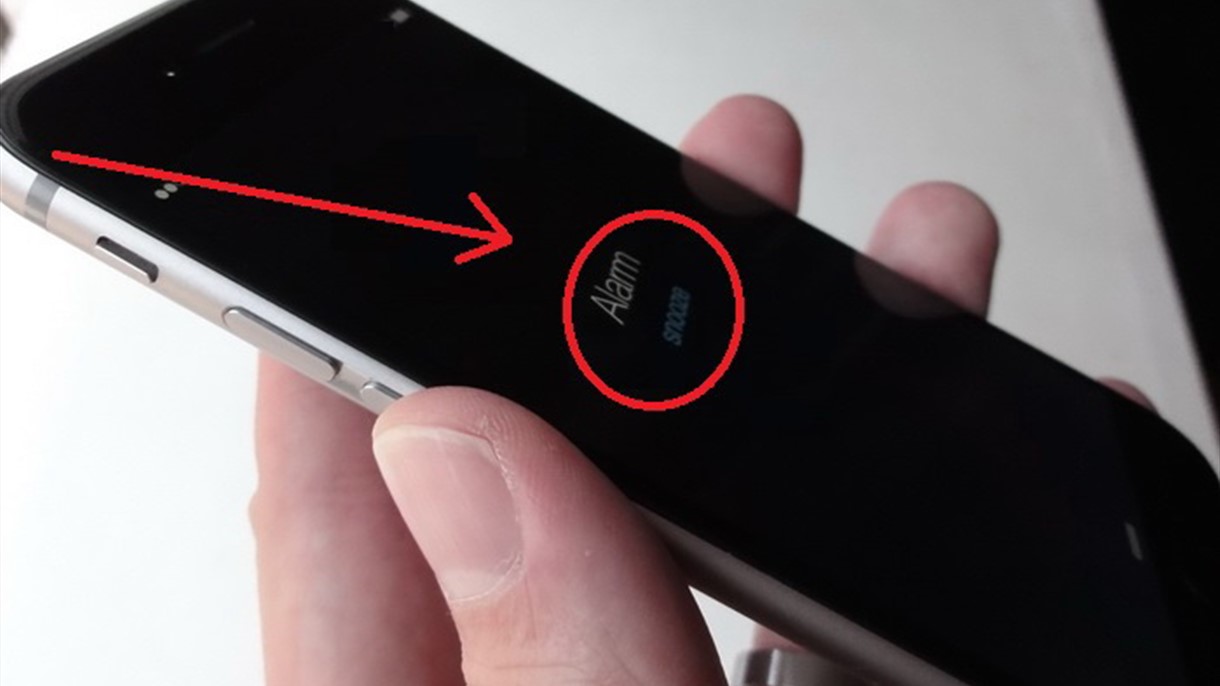 هل تساءلتم يوماً لماذا يرنّ منبه الآيفون بعد 9 دقائق ؟