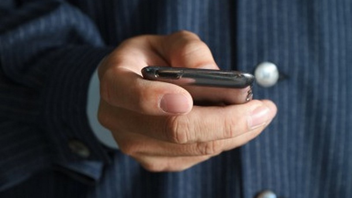 الجواسيس التي تلاحقكم في كل مكان ولا تعرفون