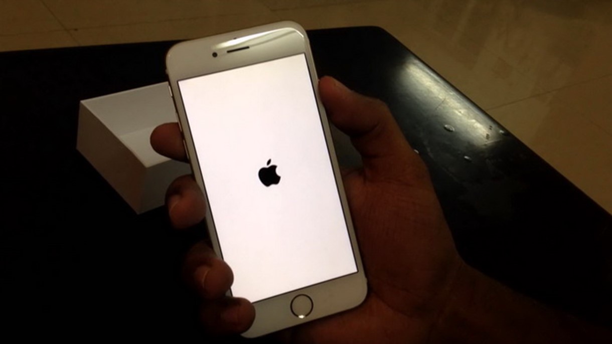 سعر آيفون يقفز الى الضعفين مع هذا القرار