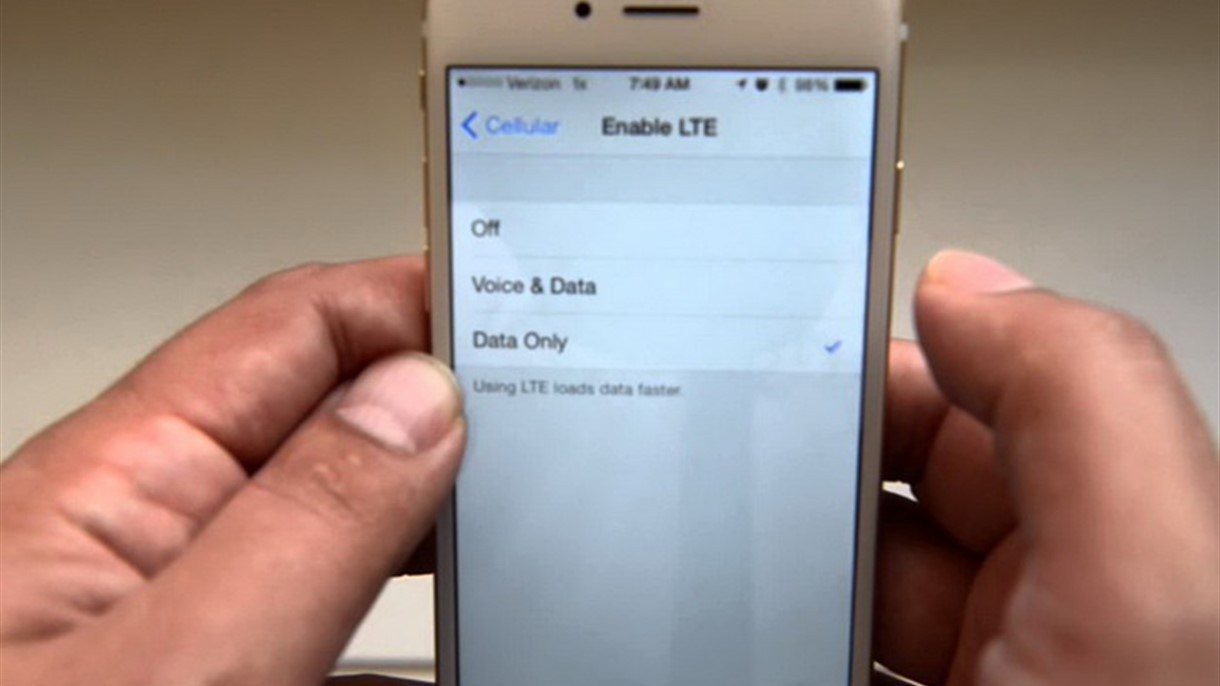 هل يصدق حاملو آيفون ما قاله مدير في مايكروسوفت ؟