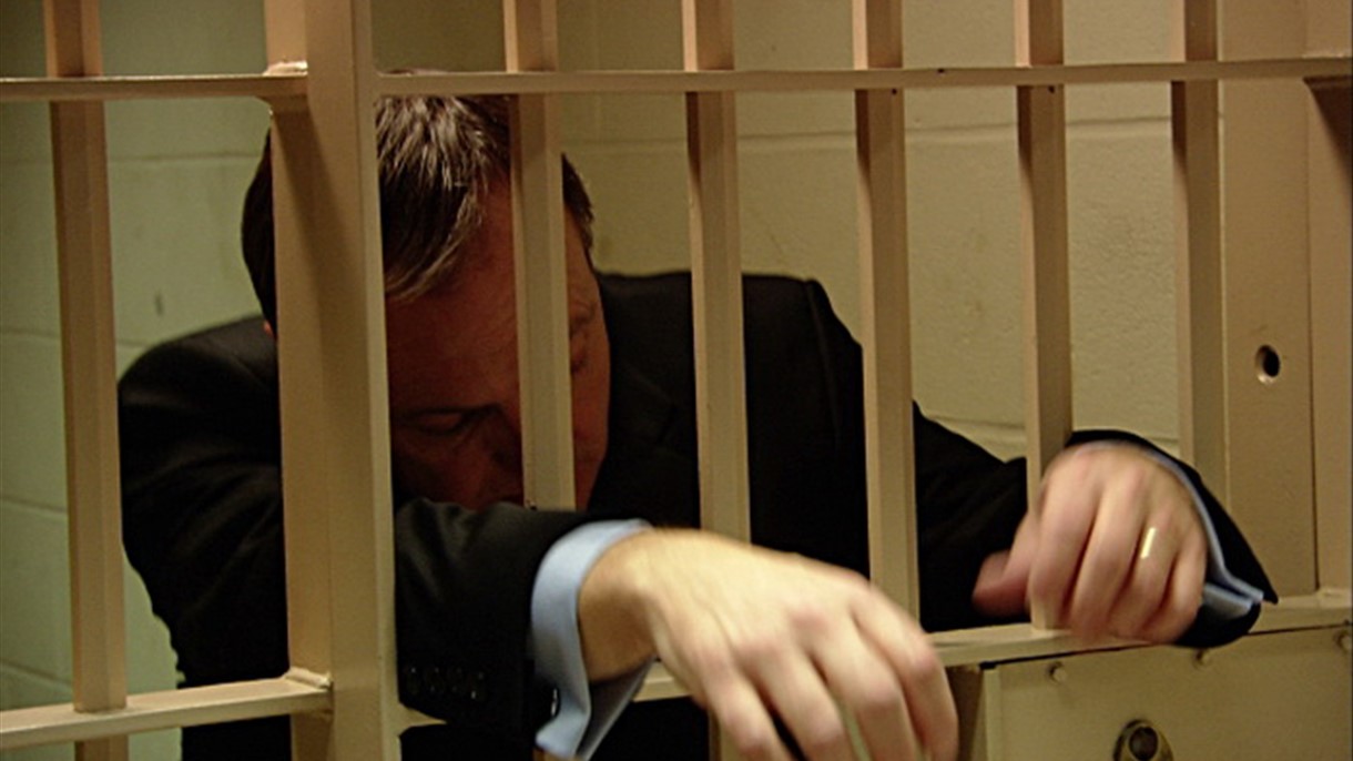 القبض على رجل الاعمال المحكوم بـ 300 سنة سجن