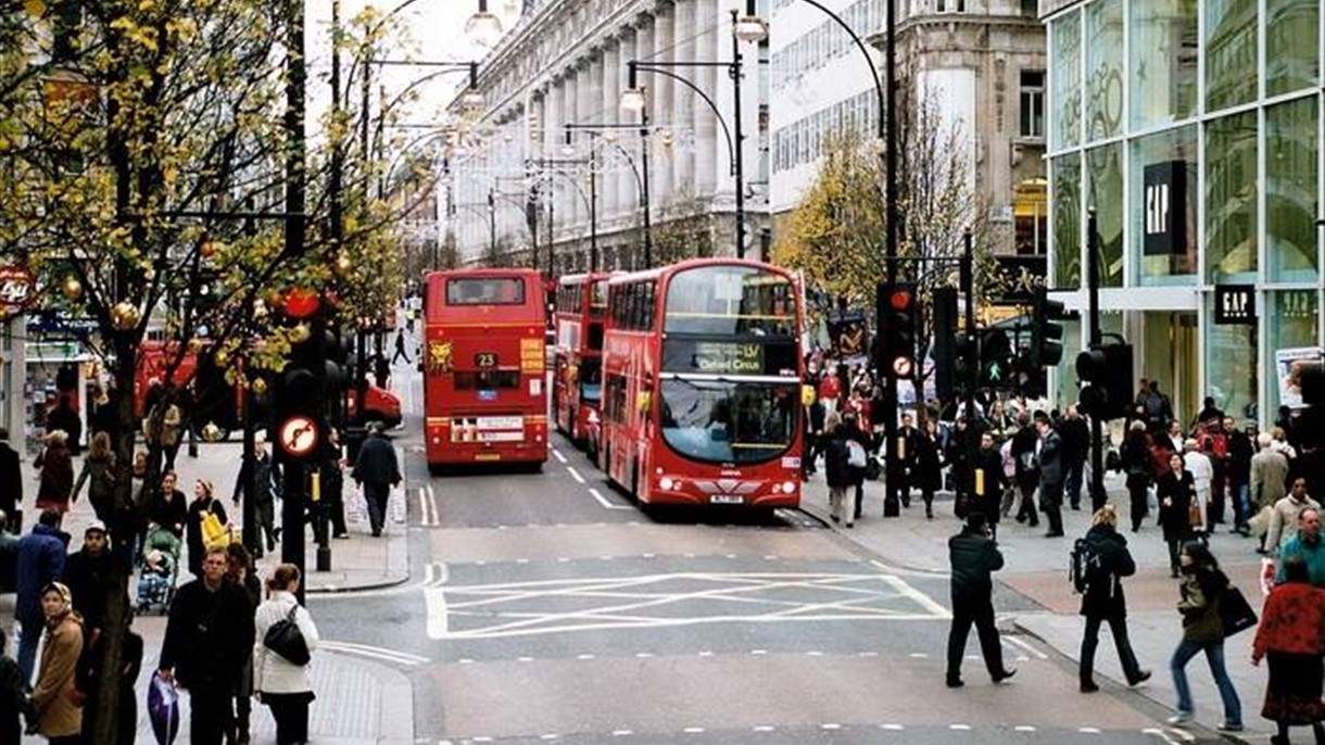 الحكومة البريطانية تحذر من مخاطر مغادرة الاتحاد الاوروبي