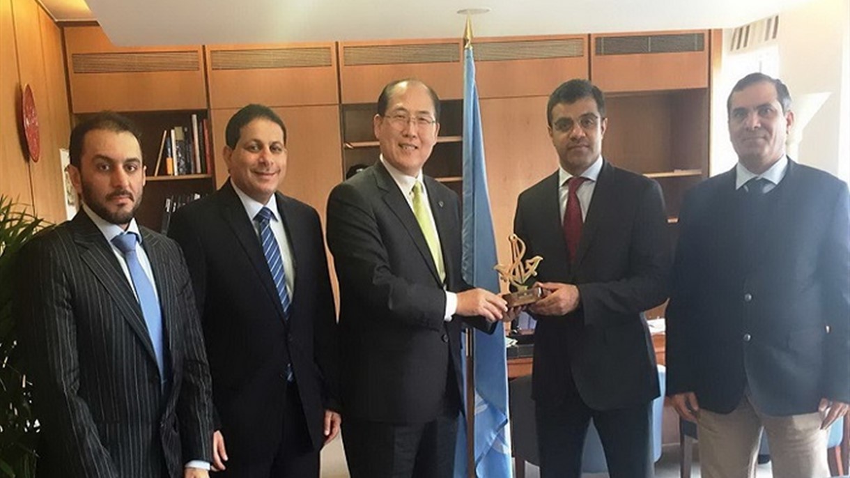 سلطة دبي الملاحية تناقش قطاع دبي البحري في لندن