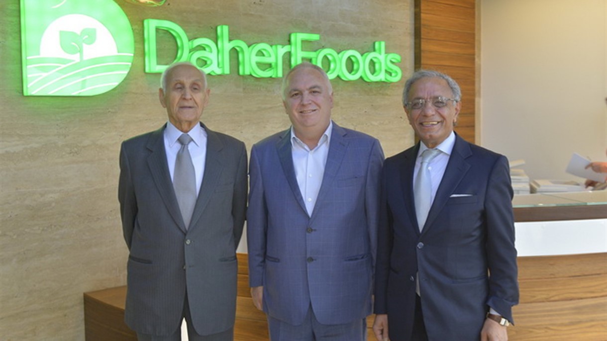 ايدال تتفقّد شركة مصانع الضاهر للصناعات الغذائية