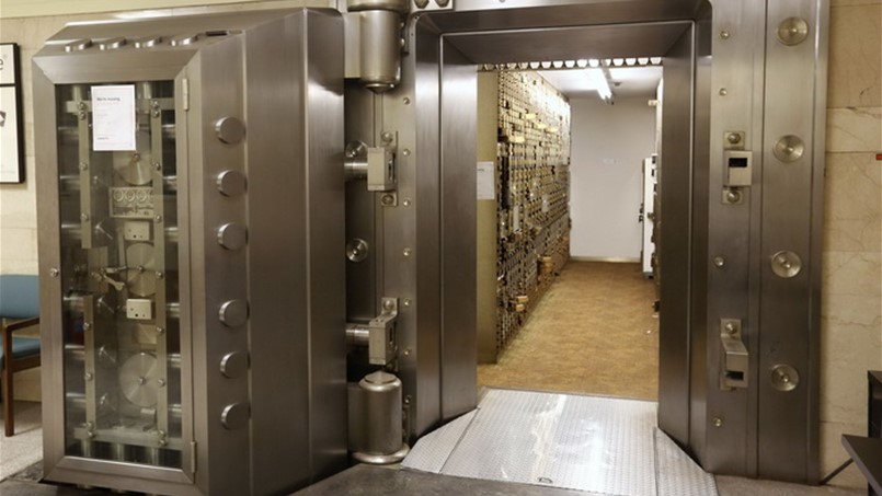 خزنة القذافي تُشغِل ليبيا