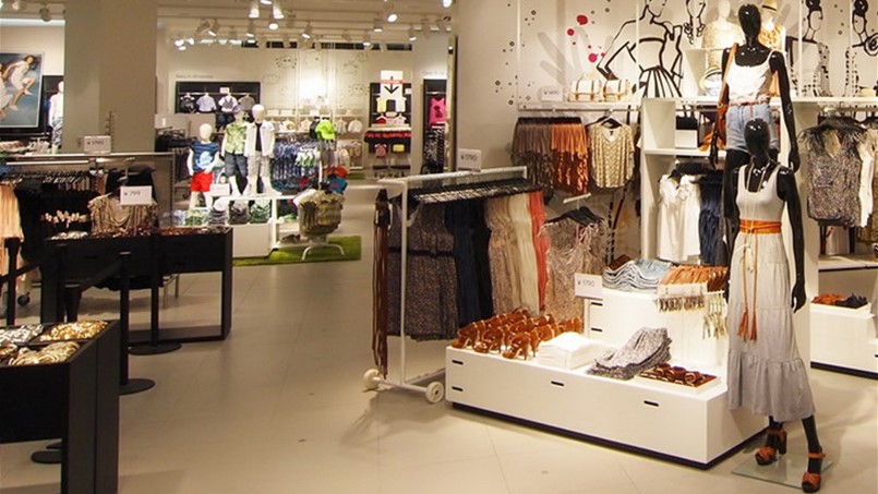 البرد يُضِرّ بـ إتش آند إم