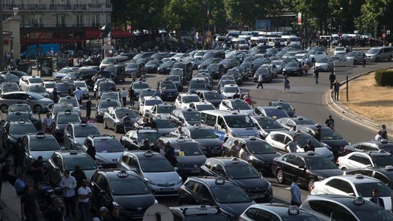 باريس تمنع دخول هذه السيارات