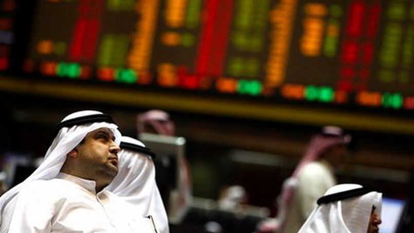 البورصات الخليجية والمصرية تتراجع