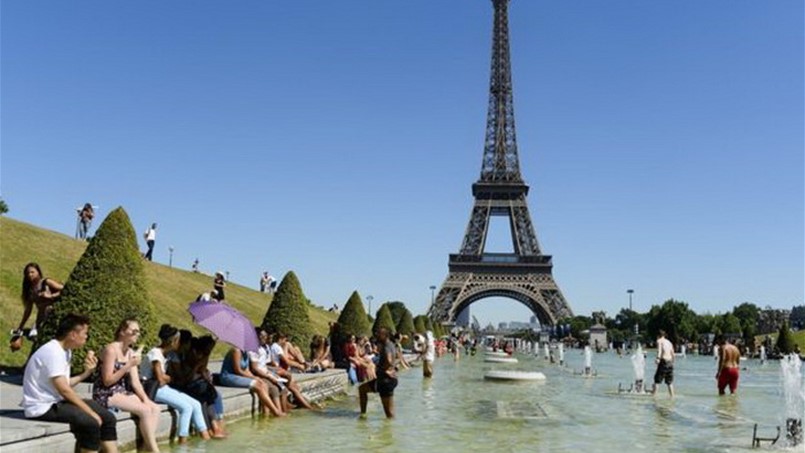 ارقام صادمة عن سياحة فرنسا