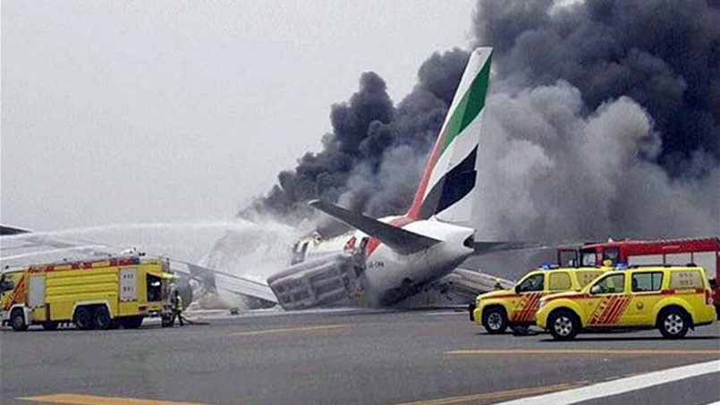 هذا ما جرى لطائرة الإمارات عند وقوع الحادث