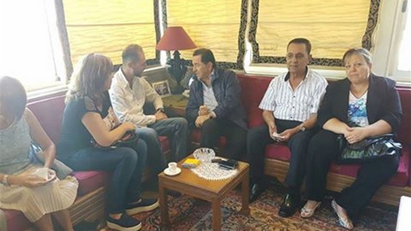 حرب: لشراء محاصيل التفاح للنازحين والا فالدعم الحكومي