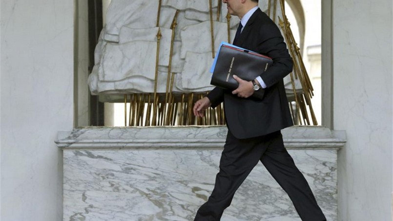 الحكومة الفرنسية تخطط لخفض الضرائب