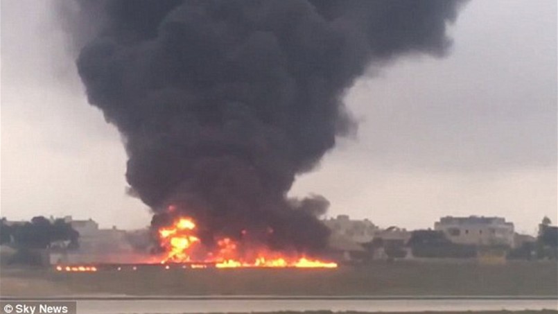 تحطم طائرة تقل مسؤولين أوروبيين إلى ليبيا