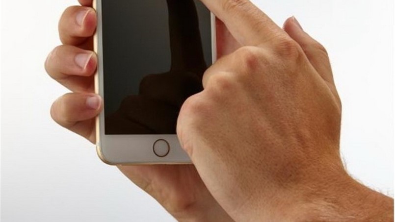 هل يعاني آيفون 6 الموجود بين أيديكم من 