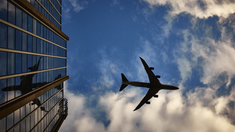 المزيد من الناس يسافر في تشرين الأول