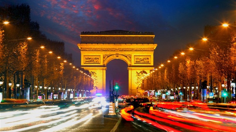 الى المهتمين بالاقتصاد الفرنسي