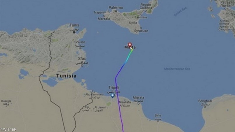 اختطاف طائرة على متنها 118 راكباً وتهديدات بتفجيرها