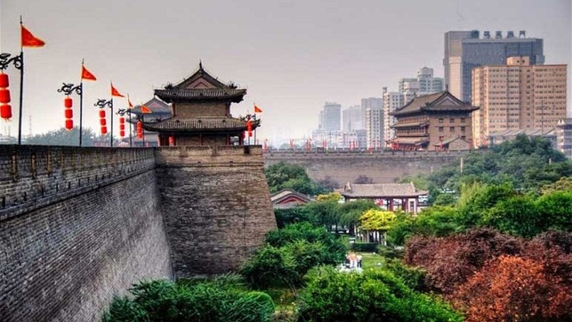 تباطؤ نمو الإنتاج الصناعي والخدمات في الصين