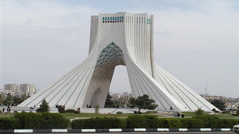 إيران ترفض مصادرة أموالها