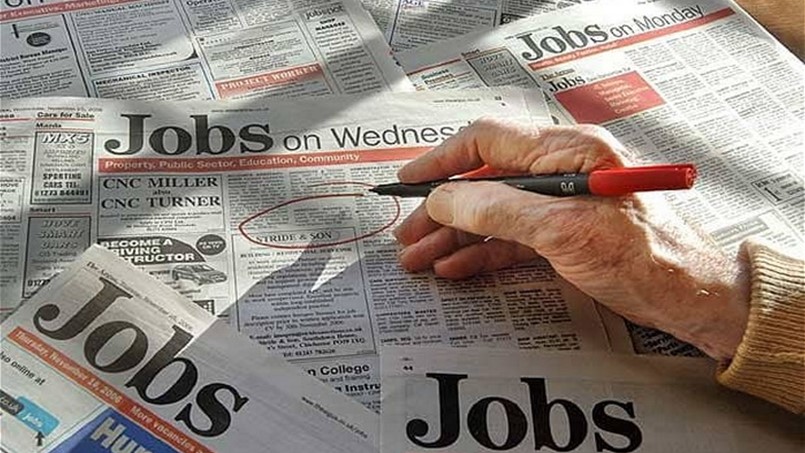 من سيسيطر على ثلث الوظائف ببريطانيا؟