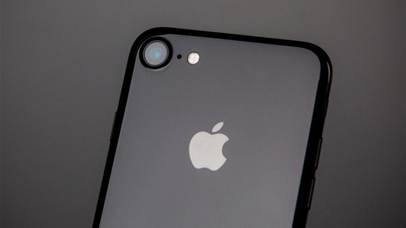 تطبيقات قد يحتاجها من معه آيفون