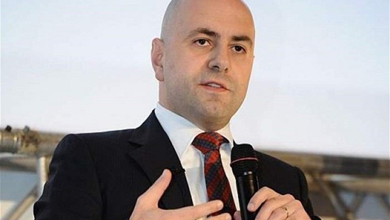 حاصباني: نعمل لنمو صناعة الأدوية