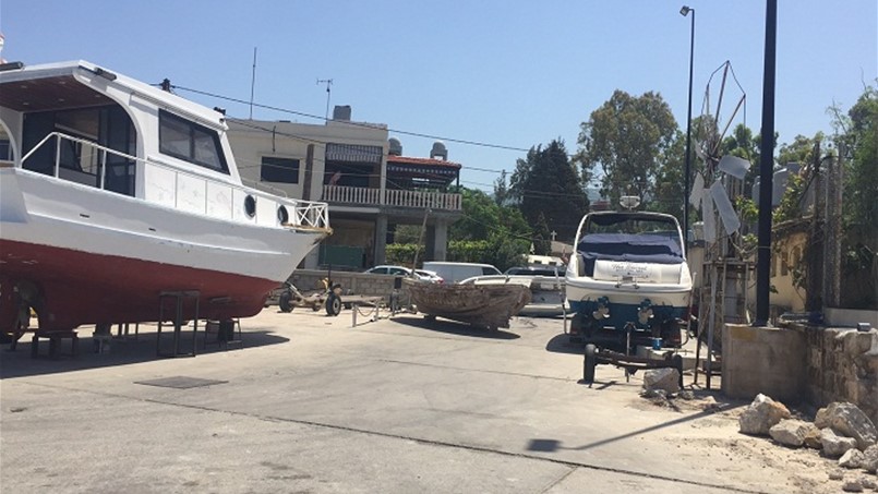 صيّادو البترون يصعّدون