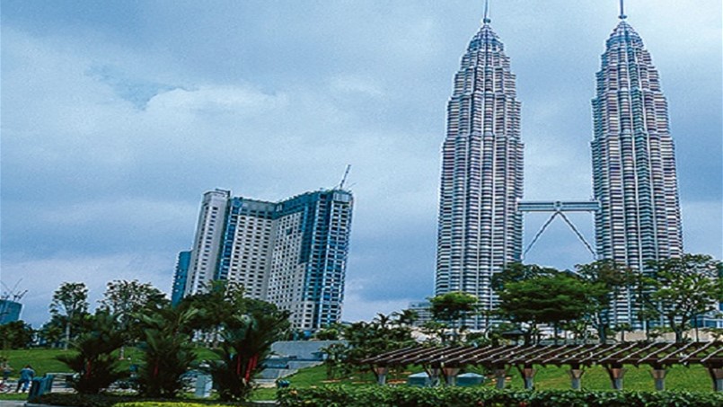 ماليزيا ستلتزم