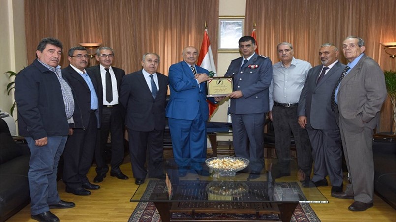 اللواء عماد عثمان يستقبل نقيب تجار الخضار والفاكهة