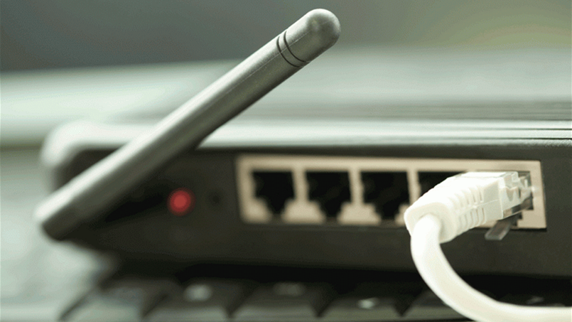 أي نوع من اللمبات يُبطِىء الـ Wifi في منازلكم؟