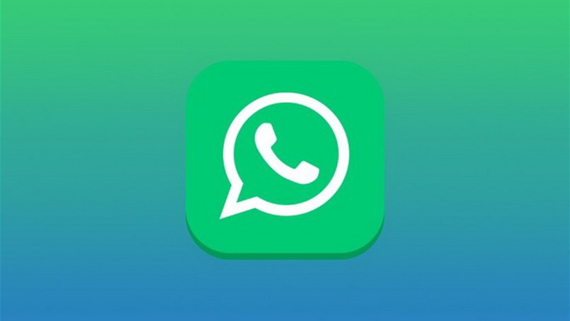 واتساب يعود ويبرِّر